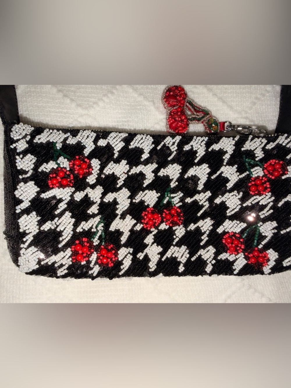 TikTok Famous Cherry Beaded Mini Bag Houndstooth Handmade in India NWT - Picture 6 of 12